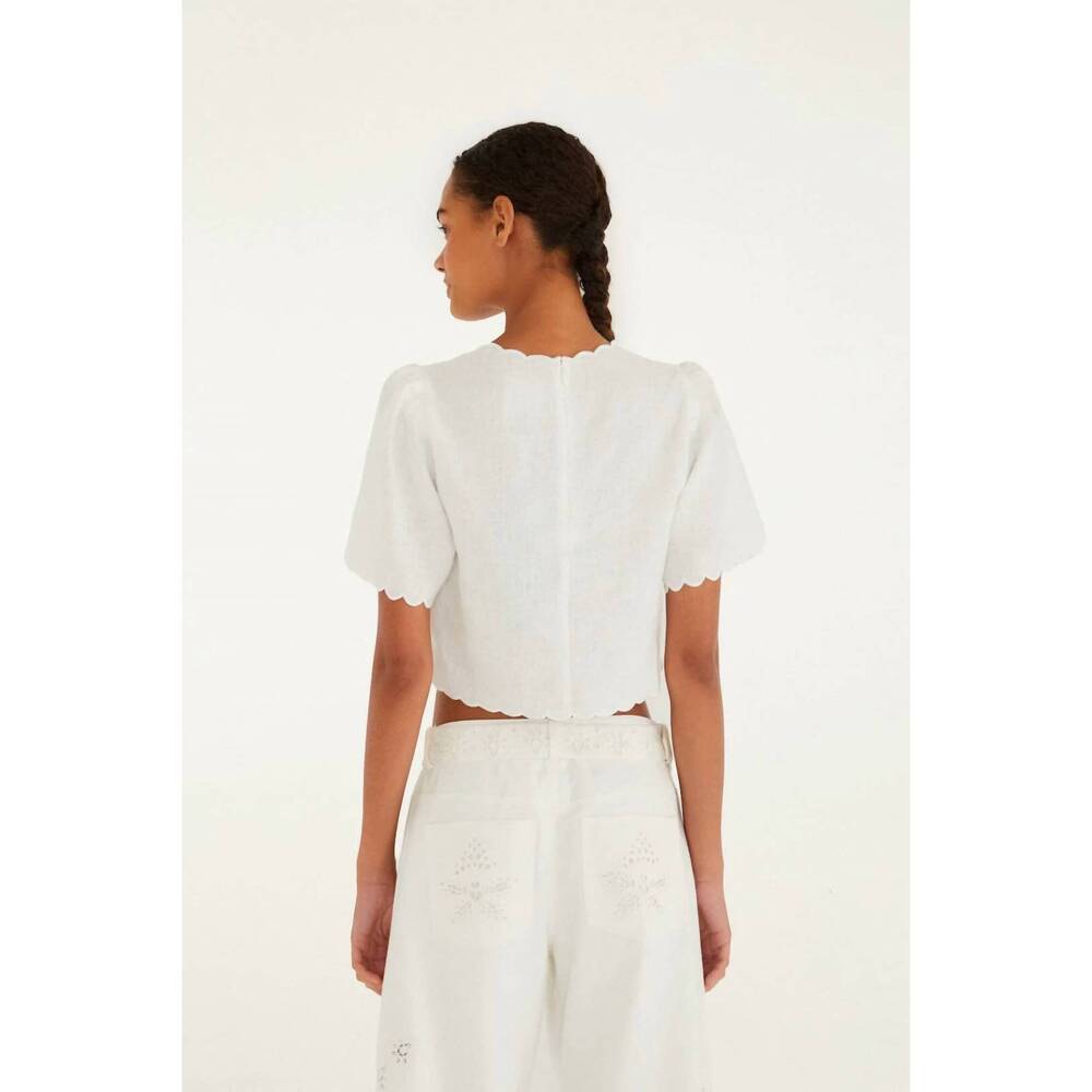 NEW FARM RIO women's roses crop top in off white - Picture 3 of 5